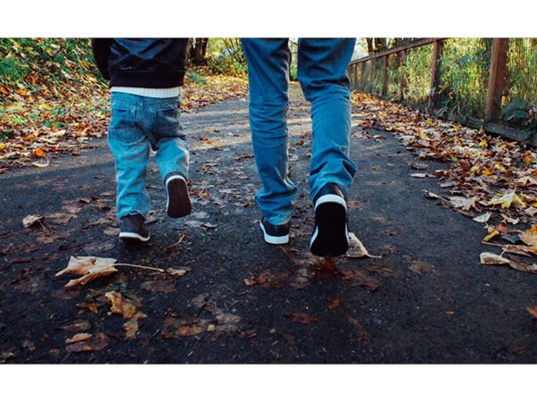 只關(guān)注興趣班學(xué)校？其實(shí)家庭教育不可忽視！